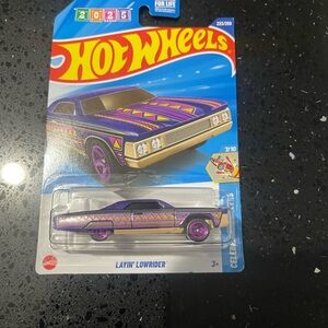 Hot Wheels Layin' Lowrider Purple Die-Cast Toy Car